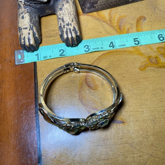 Vintage Crystal Bracelet - Picture 5 of 6